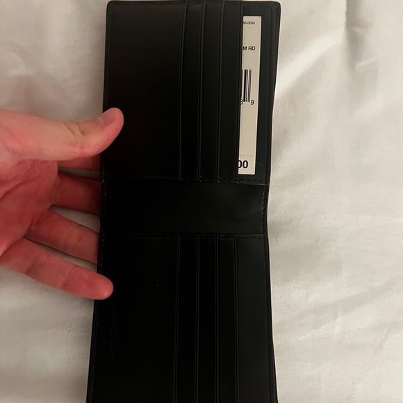 Michael Kors Wallet - Picture 2 of 2